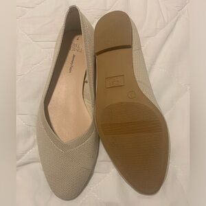 NWOT Time and Tru Flats (7)